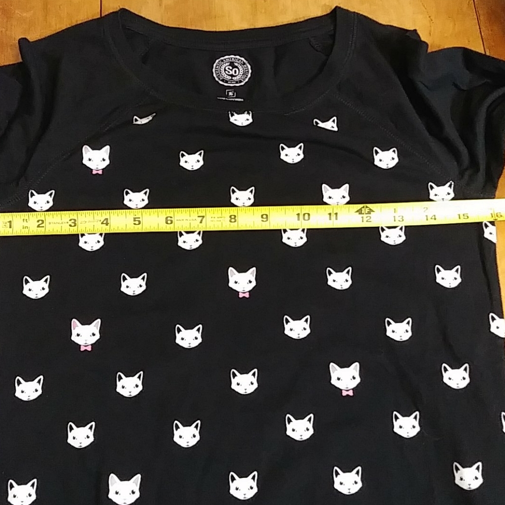 Long sleeve cat top - Picture 4 of 6